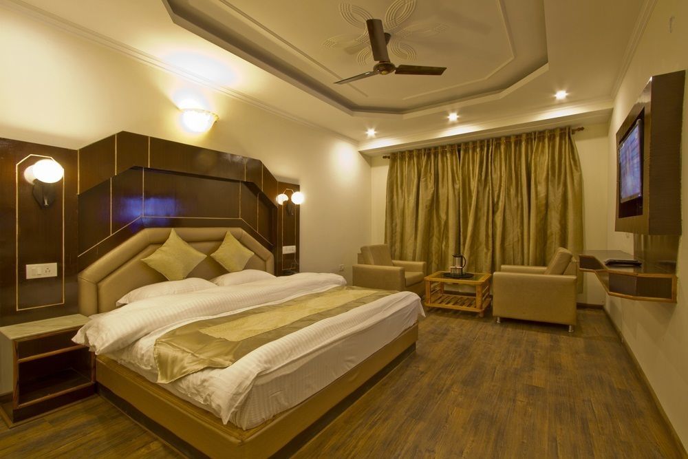 The Paramount Inn Manali  Exterior photo